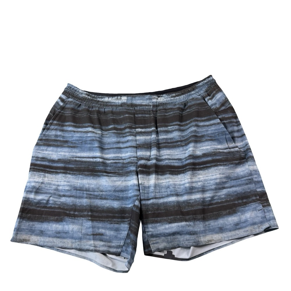 Lululemon Channel Cross Mens XL At Ease Short 7 Activewear Blue Camo LM7AASS